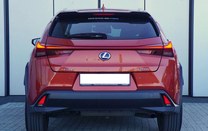 Lexus UX cena 134900 przebieg: 43266, rok produkcji 2019 z Lublin małe 121